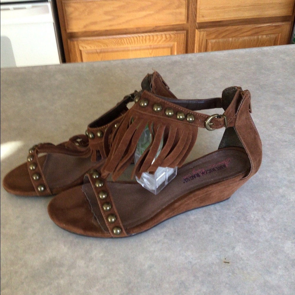 Women’s shoes American Rag 6 - 6.5 Morrocan style